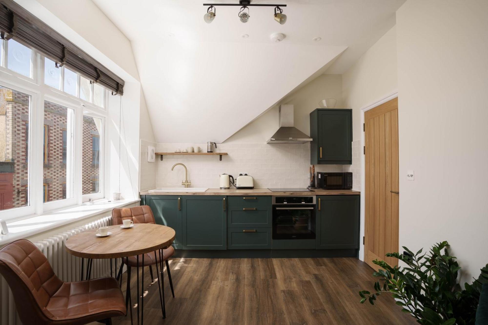 Modern Central One Bedroom Apartment In Πενζάνς Εξωτερικό φωτογραφία