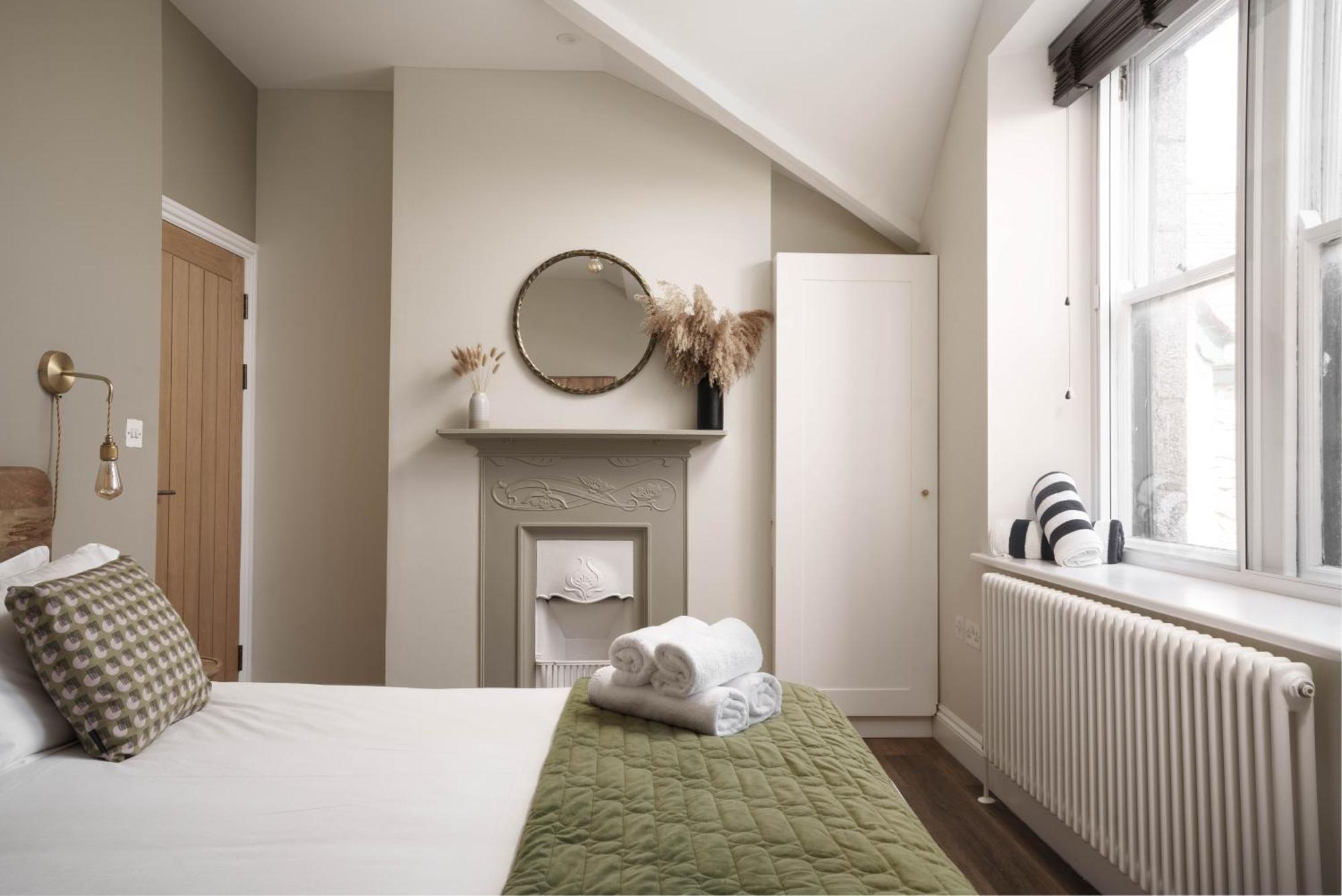 Modern Central One Bedroom Apartment In Πενζάνς Εξωτερικό φωτογραφία