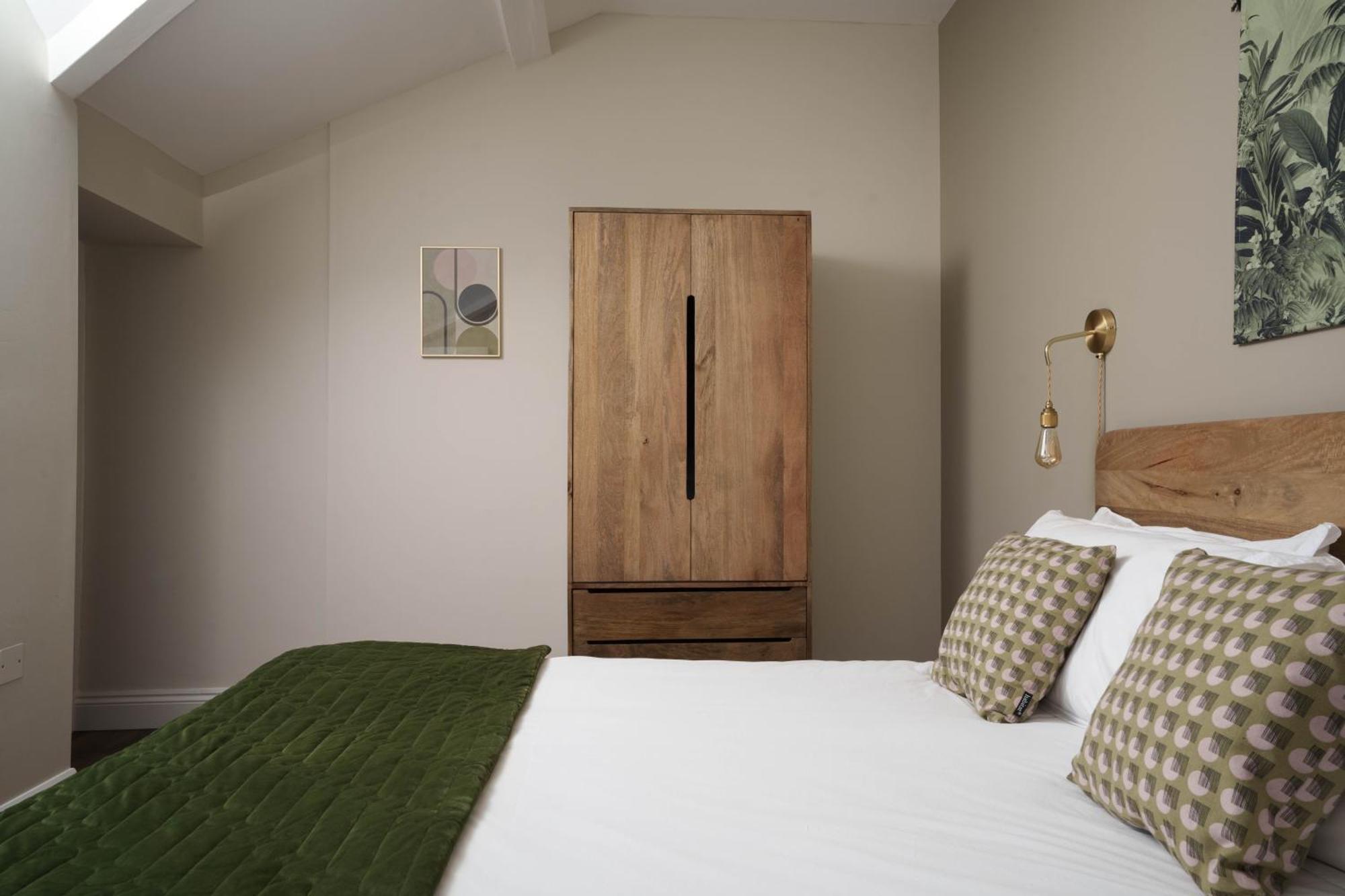 Modern Central One Bedroom Apartment In Πενζάνς Εξωτερικό φωτογραφία